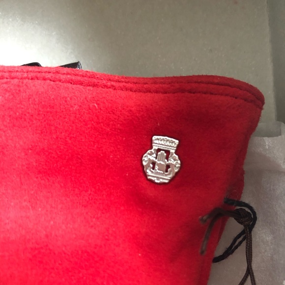 Red Roeckl Pashmina and Red Gloves - Picture 6 of 8